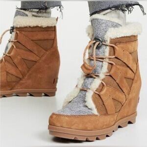 Sorel Tan Suede Wedge Lace-Up Ankle Boots w Faux-Shearling Trim - Women’s 8.5